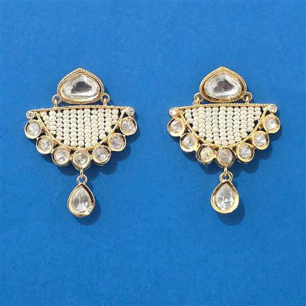 Kundan Classic Earring With Gold Plating