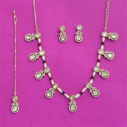 Kundan Classic Necklace Set With Gold Plating