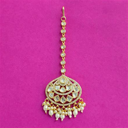 Kundan Moti Tikka With Carat Plating