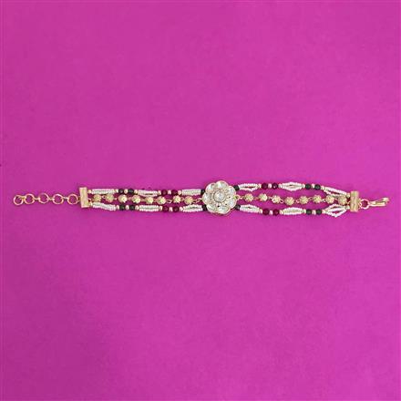Kundan Moti Bracelet With Gold Plating