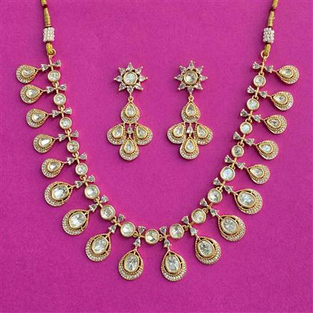 Kundan Classic Necklace Set With Gold Plating