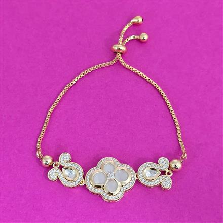 Kundan Mother Of Pearl Bracelet With Gold Plating