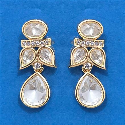 Kundan Delicate Earring With Gold Plating