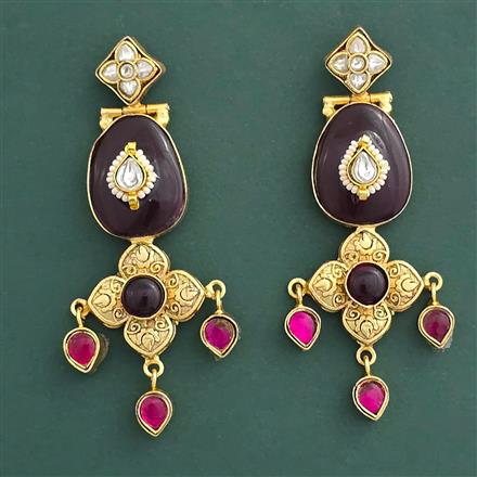 Kundan Classic Earring With Gold Plating