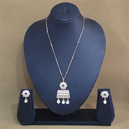 Kundan Classic Pendant Set With Carat Gold Plating