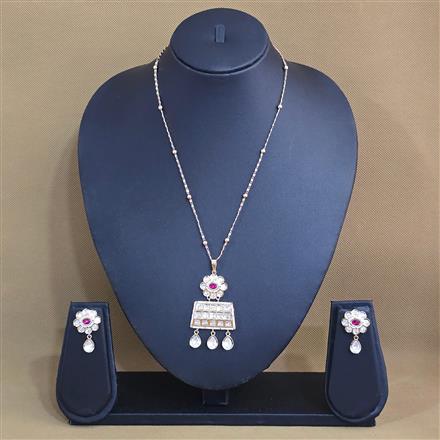 Kundan Classic Pendant Set With Carat Gold Plating