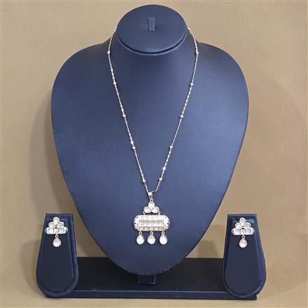 Kundan Meenakari Pendant Set With Carat Gold Plating