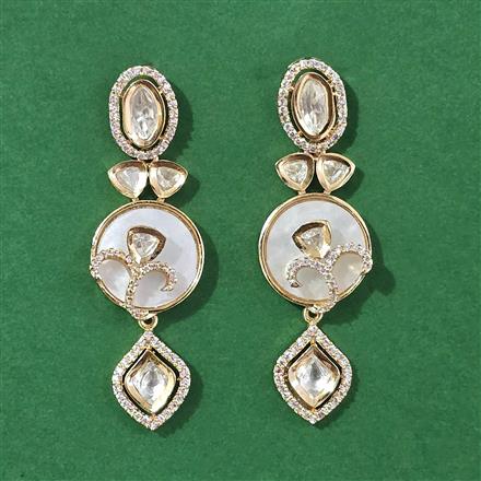 Kundan Classic Earring With Carat Gold Plating