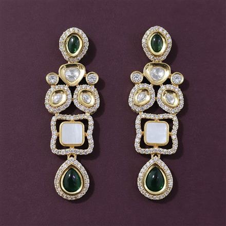 Kundan Classic Earring With Carat Gold Plating