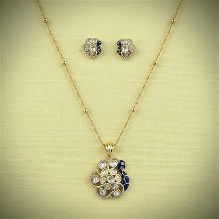 Kundan Classic Pendant Set With Carat Gold Plating