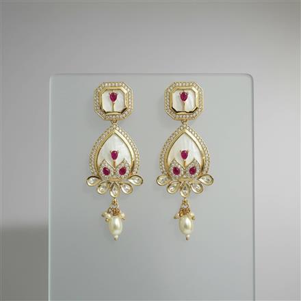 Kundan Mother Of Pearl Earring With Carat Gold Plating