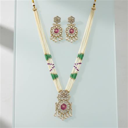 Kundan Moti Pendant Set With Carat Gold Plating
