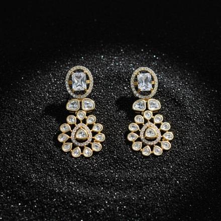 Kundan Classic Earring With Carat Gold Plating