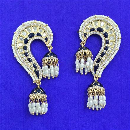 Kundan Earcuff With Carat Gold Plating