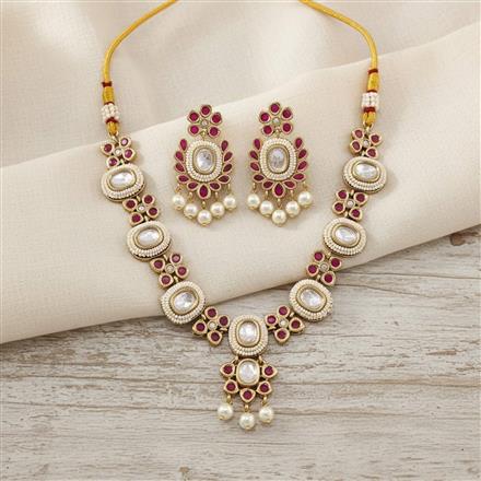 Kundan Moti Necklace Set With Mehndi Plating