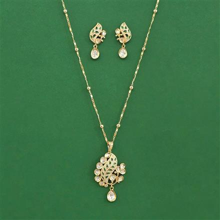 Kundan Classic Pendant Set With Carat Plating