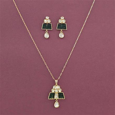 Kundan Classic Pendant Set With Carat Plating