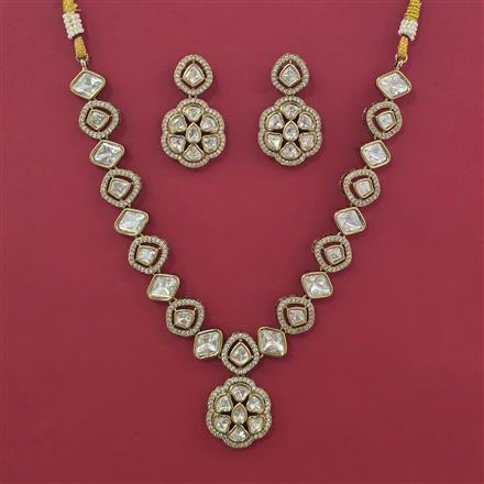 Kundan Classic Necklace with Mehndi Plating