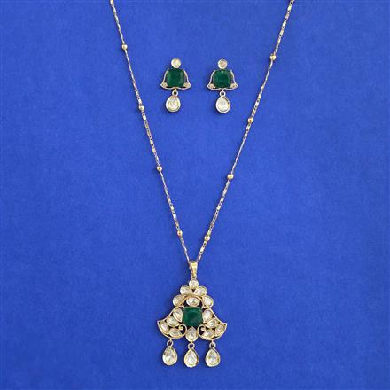 Kundan Classic Pendant Set with Carat Plating