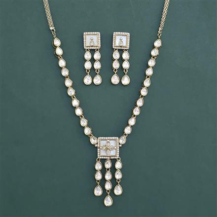 Kundan Classic Necklace with Mehndi Plating