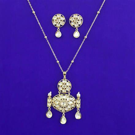 Kundan Classic Pendant Set with Carat Plating