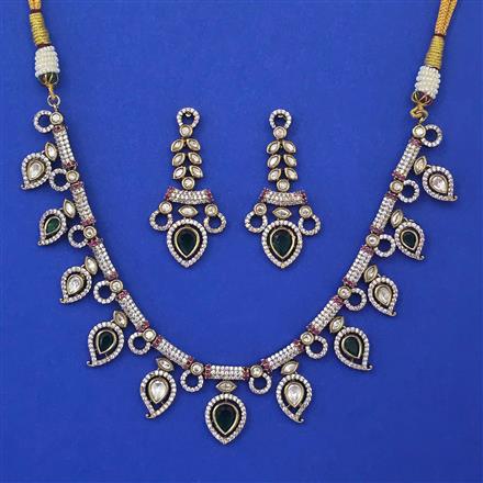Kundan Classic Necklace with Mehndi Plating