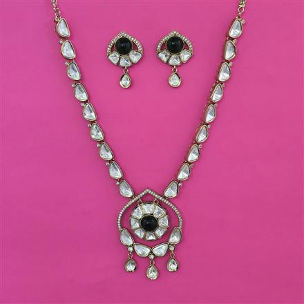Kundan Classic Necklace with Mehndi Plating