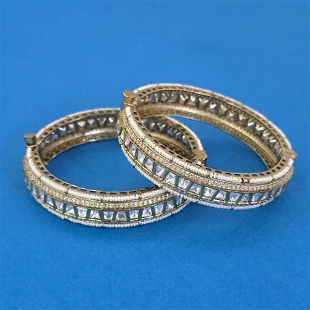 Kundan Pearl Bangles with Mehndi Plating