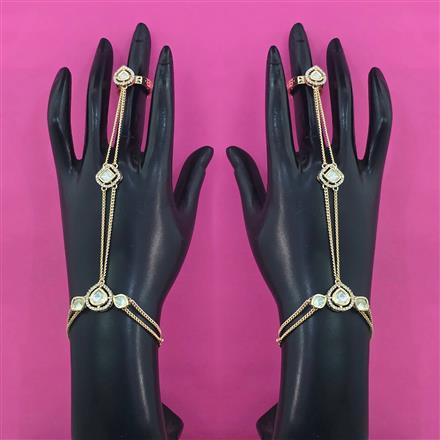 Kundan Adjustable Hath Pan with Mehndi Plating Carat Plating