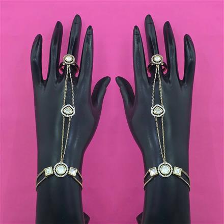Kundan Adjustable Hath Pan with Mehndi Plating Carat Plating