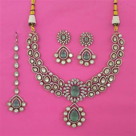 Kundan Classic Necklace with Mehndi Plating
