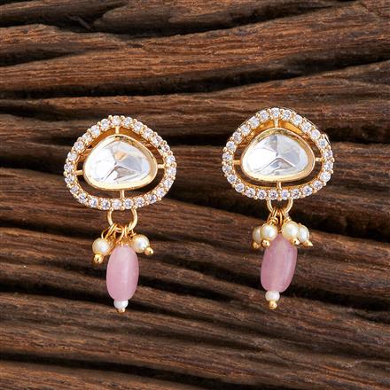Kundan Short Earring With Gold Plating