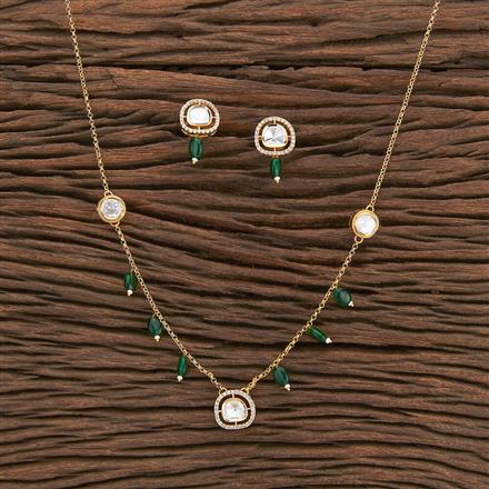 Kundan Delicate Necklace With Gold Plating