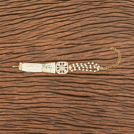 Kundan Moti Bracelet With Gold Plating