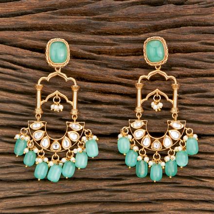 Kundan Classic Earring With Matte Gold Plating