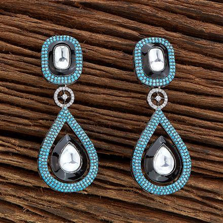 Kundan Nano Stone Earring With Black Plating