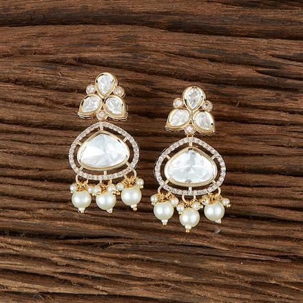 Kundan Classic Earring With Gold Plating
