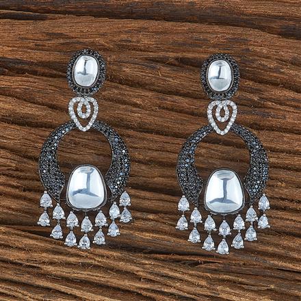 Kundan Nano Stone Earring With Black Plating