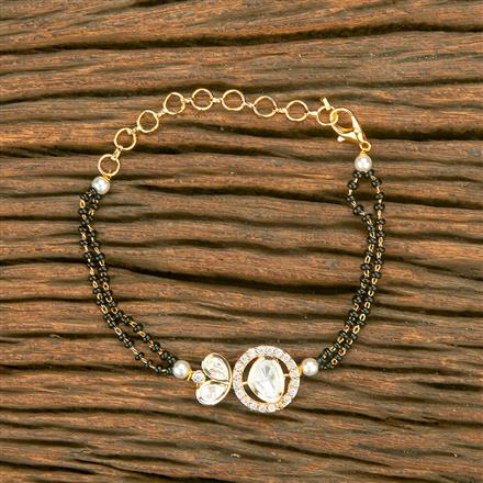 Kundan Classic Bracelet With Gold Plating