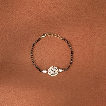 Kundan Hand Mangalsutra Bracelet With Gold Plating