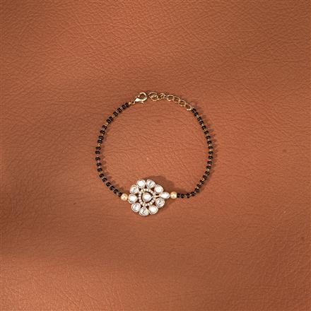 Kundan Hand Mangalsutra Bracelet With Gold Plating