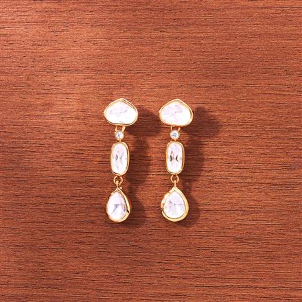 Kundan Classic Earring With Gold Plating