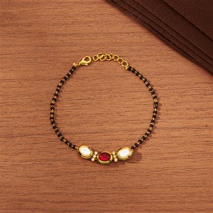 Kundan Hand Mangalsutra Bracelet With Gold Plating