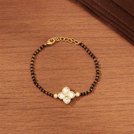 Kundan Delicate Bracelet With Gold Plating