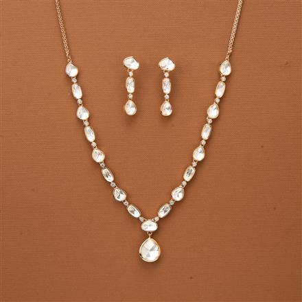 Kundan Delicate Necklace With Gold Plating
