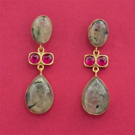 Kundan Classic Earring With Gold Plating