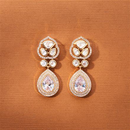 Kundan Classic Earring With Gold Plating