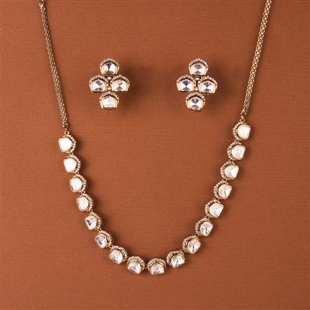 Kundan Delicate Necklace Set With Gold Mehndi Plating