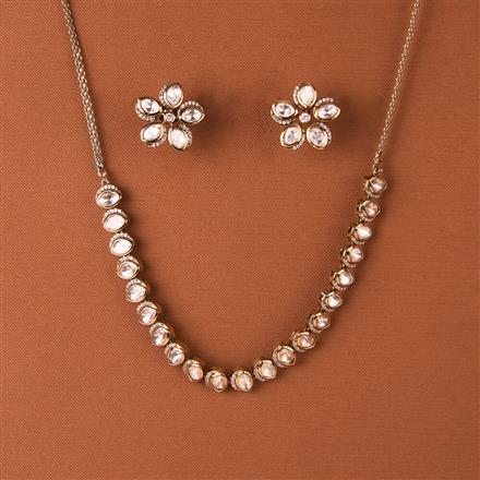 Kundan Delicate Necklace Set With Gold Mehndi Plating