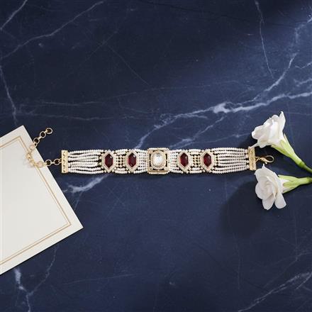 Kundan Adjustable Bracelet With Gold Plating